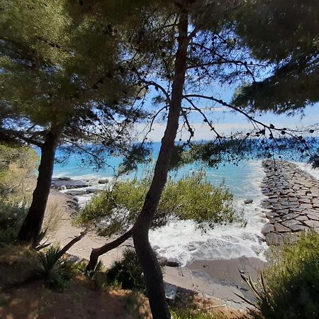 Appartamento Nel Borgo Con Splendida Vista Sul Mare Черво Экстерьер фото