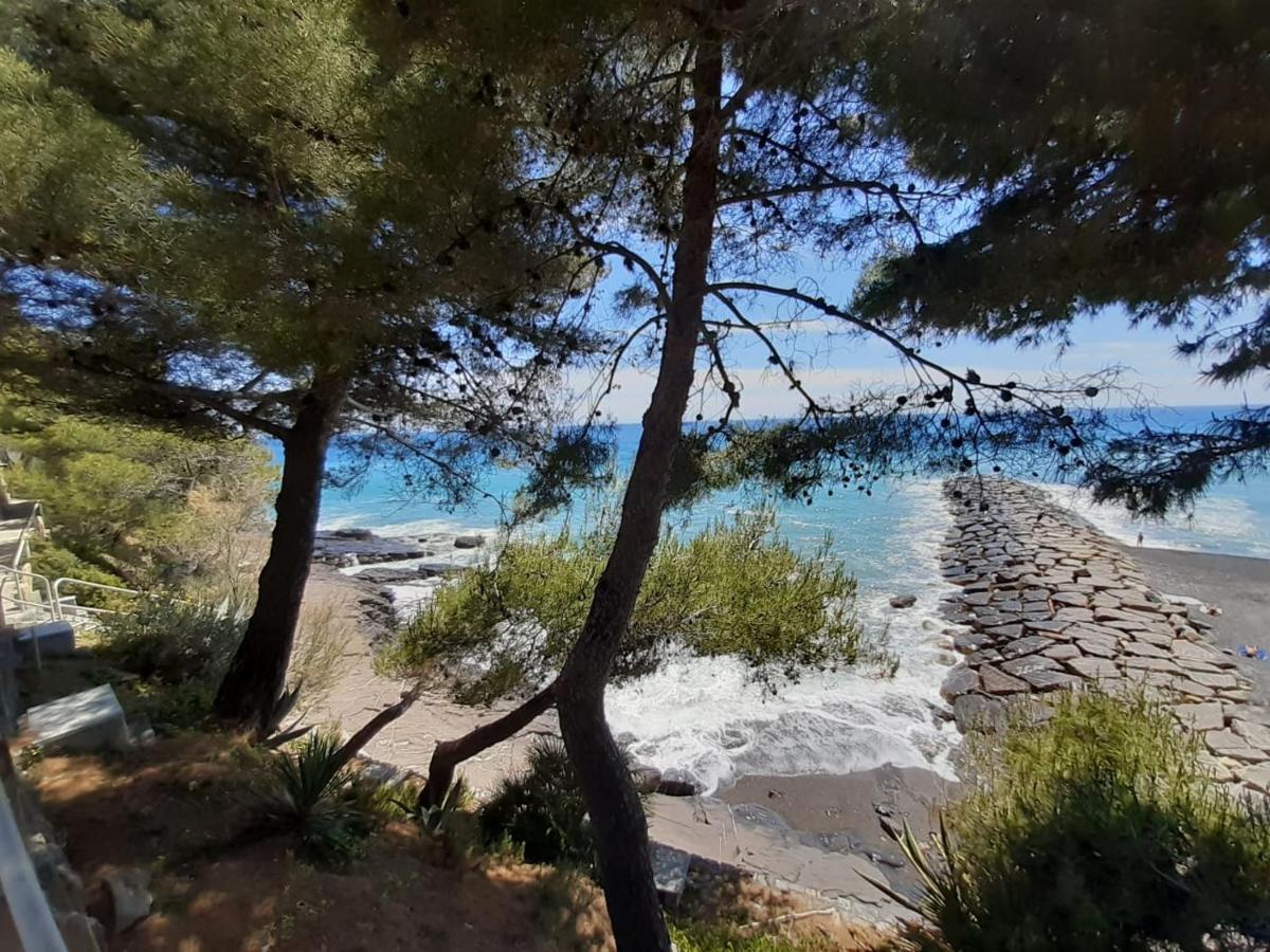 Appartamento Nel Borgo Con Splendida Vista Sul Mare Черво Экстерьер фото