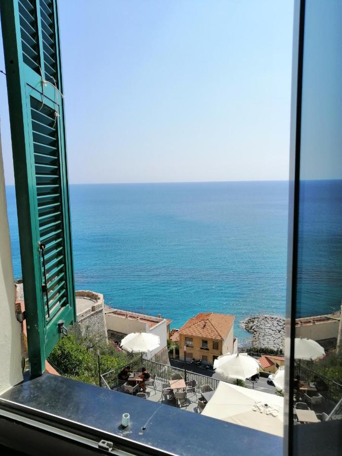 Appartamento Nel Borgo Con Splendida Vista Sul Mare Черво Экстерьер фото